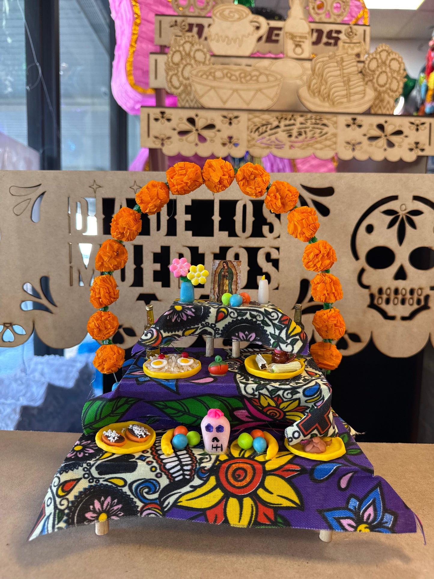 Altar 3 pisos con ofrenda